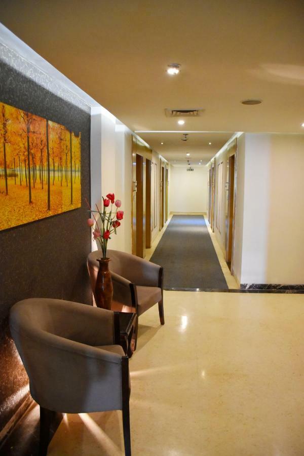 Jagrati Ananta Express Hotel 3*